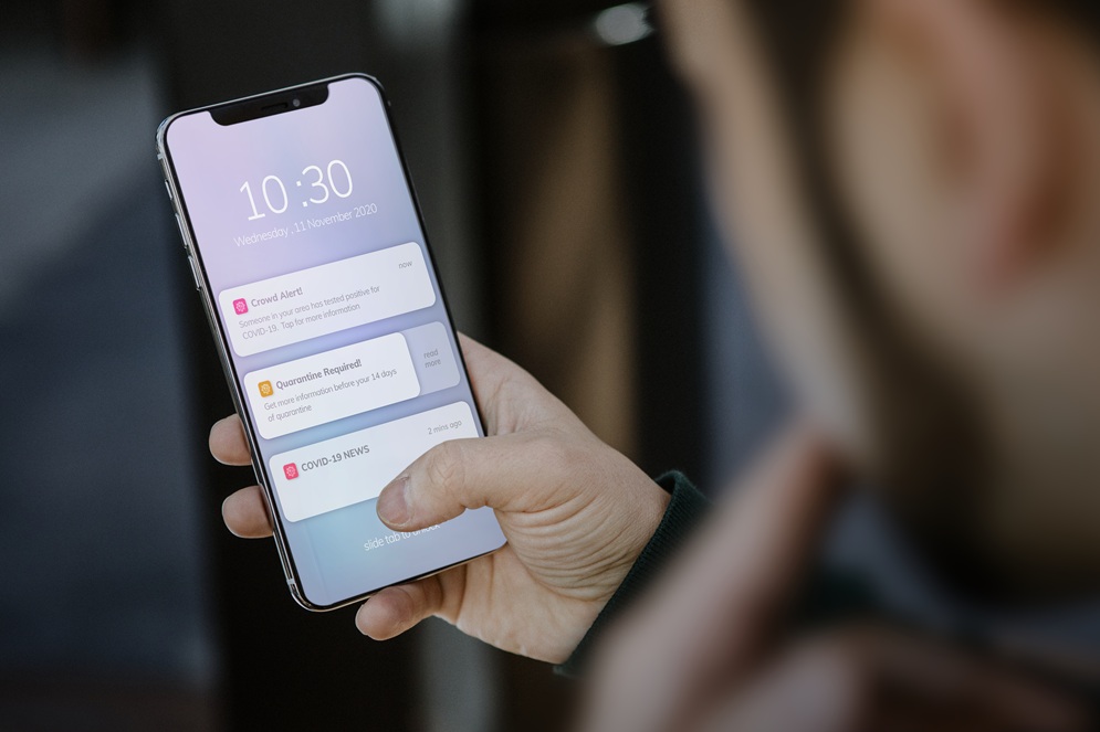 Смартфон iPhone 18 Pro может поступить в продажу в цвете Deep Red