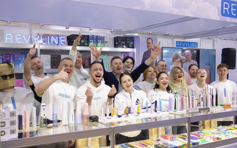 Гигиена нового поколения: что Revyline покажет на «Дентал-Экспо 2026»